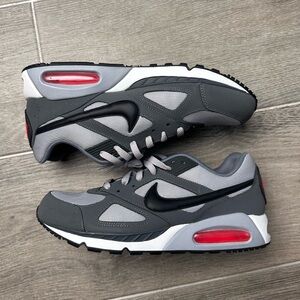 Nike Air Max IVO 'Wolf Grey